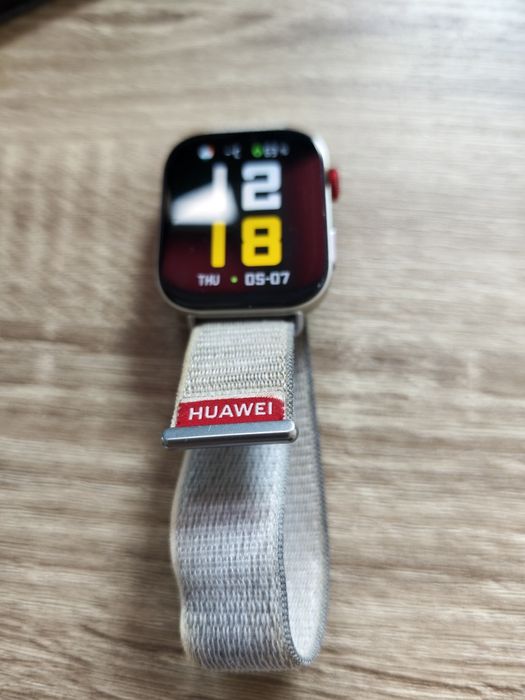 Huawei Watch Fit 3