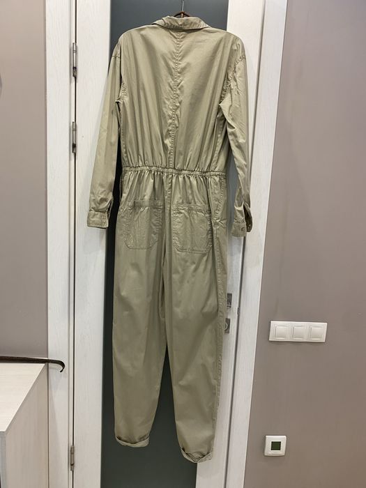 Очень стильный натуральный бежевый комбинезон h&m