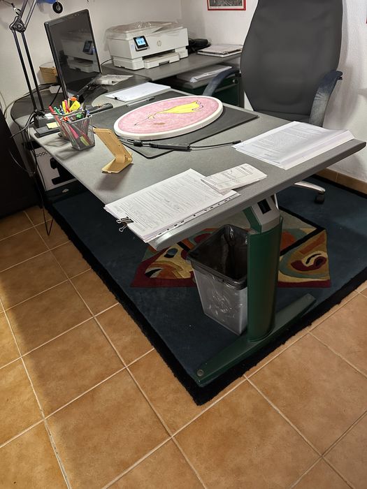 Secretaria de escritorio com canto e modulo de gavetas