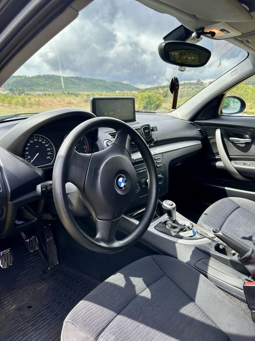 Bmw Serie 1 E87 em muito bom estado