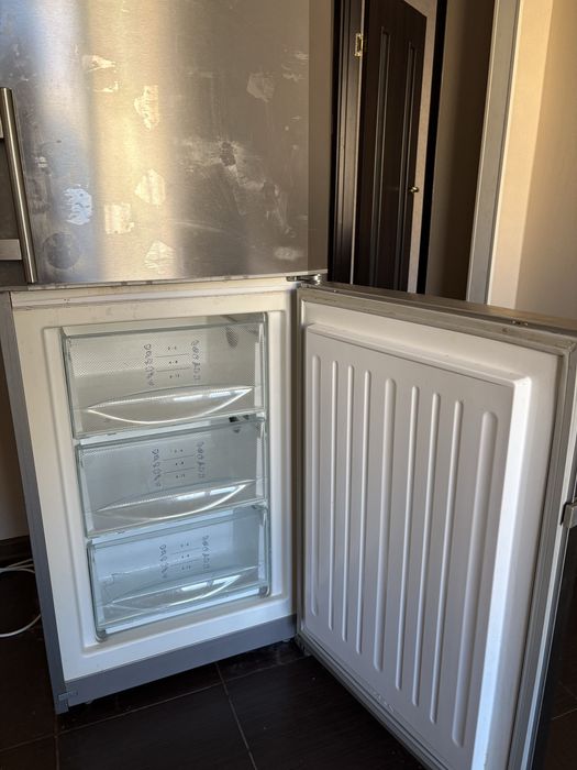 Продам холодильник Liebhere