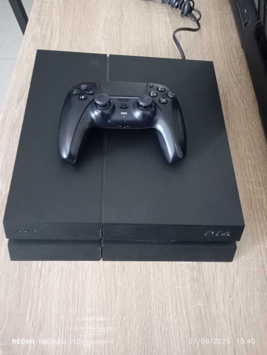PS4 slim em ótimo estado