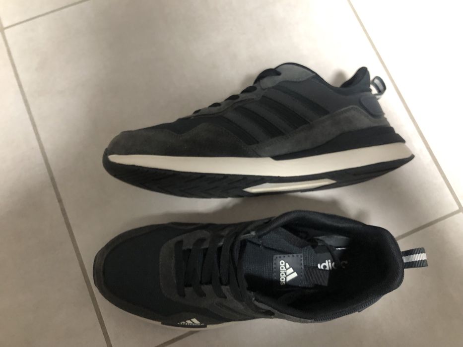 Чоловічі кросівки Adidas 44розмір