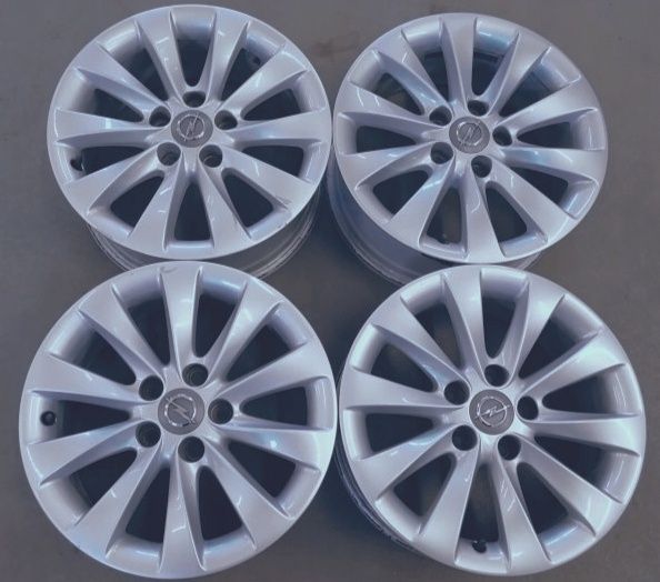 Продам оригінальні алюмінієві диски на Opel: Astra H, Vectra C, Zafira B. 5x110 R 16. Добрий стан !