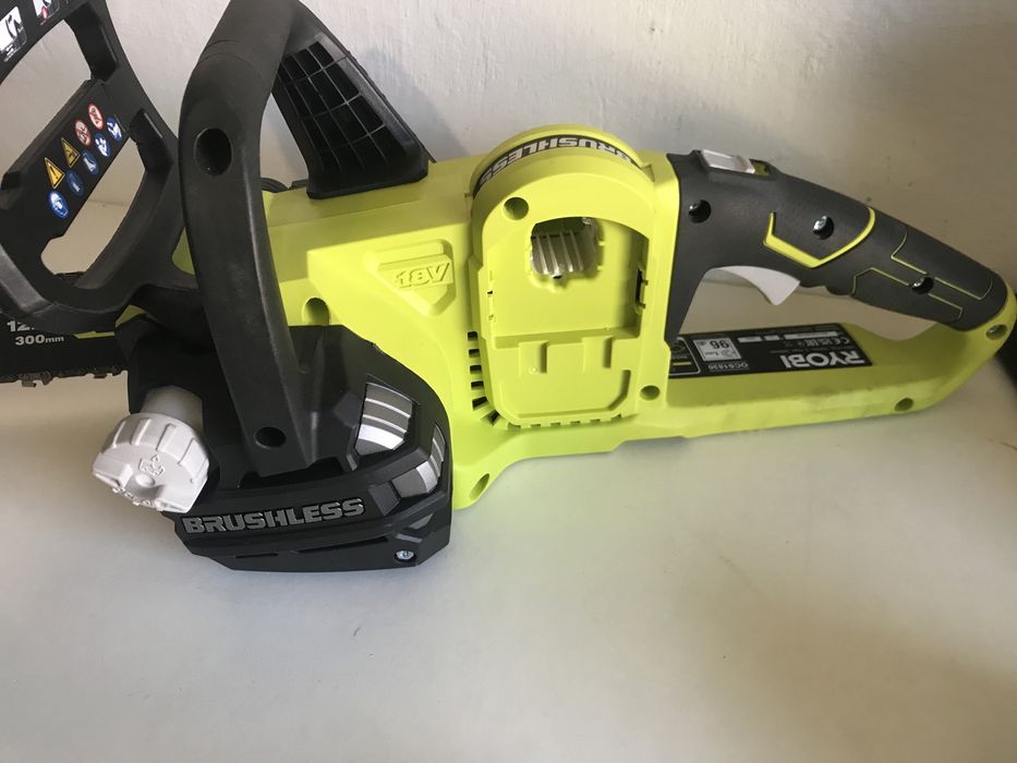 Акумуляторна пила,безщіткова Ryobi ONE+ 30 см 18 В OCS1830 з Англії