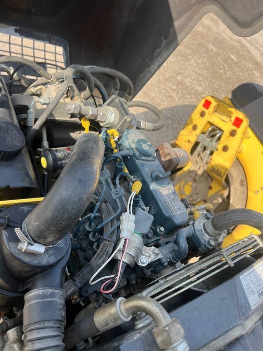 Ремонт мотора екскаватора погрущика kubota yanmar perkins jsb bobcat