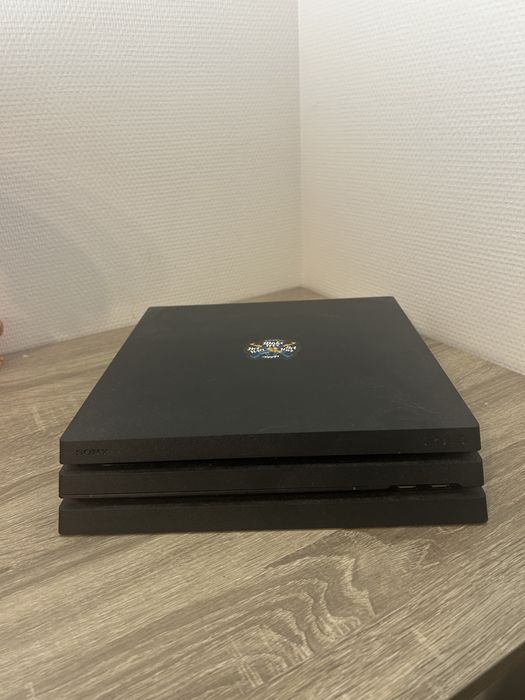 Sony playstation ps4 pro 1tb