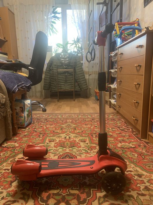 Продам детский самокат