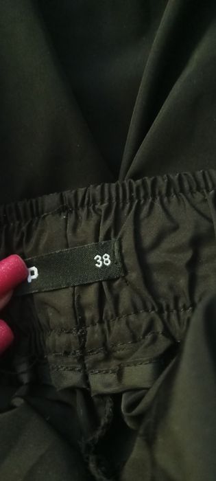Spodnie dresowe z szeroką nogawka Cropp rozmiar 38