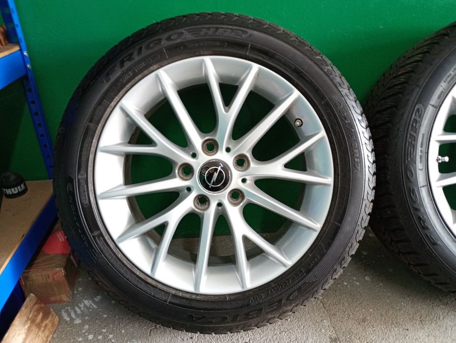 Koła OPEL/BMW 17 5x120 7Jx17 et 40 DĘBICA FRIGO HP2