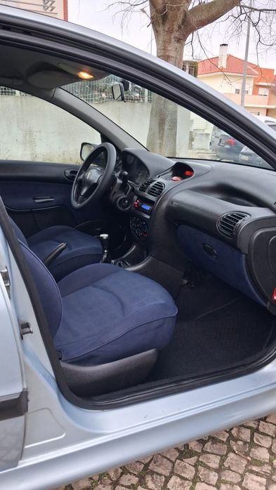 Peugeot  150.000klm 2004