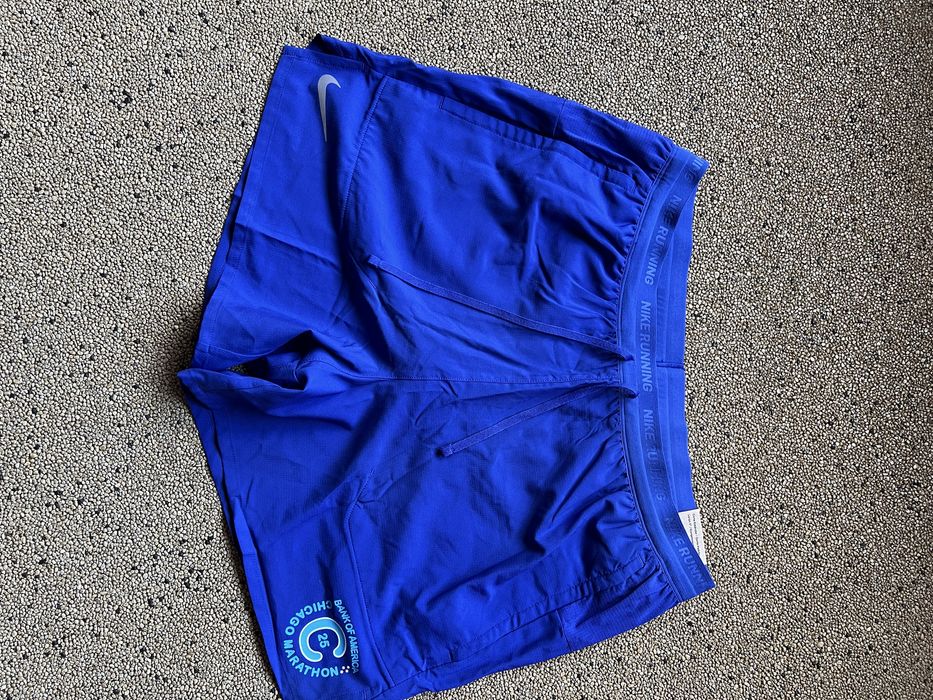 Шорти бігові Nike Stride Dri fit 5” розмір M