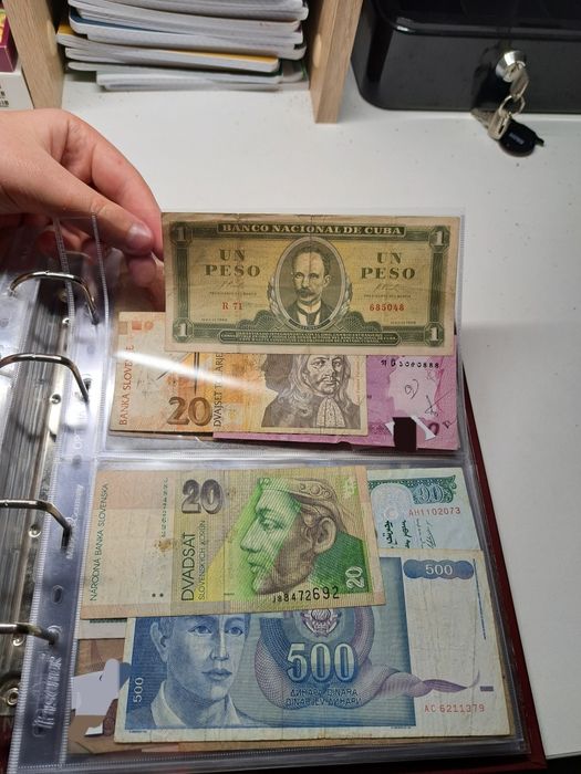 Banknoty zagraniczne różne