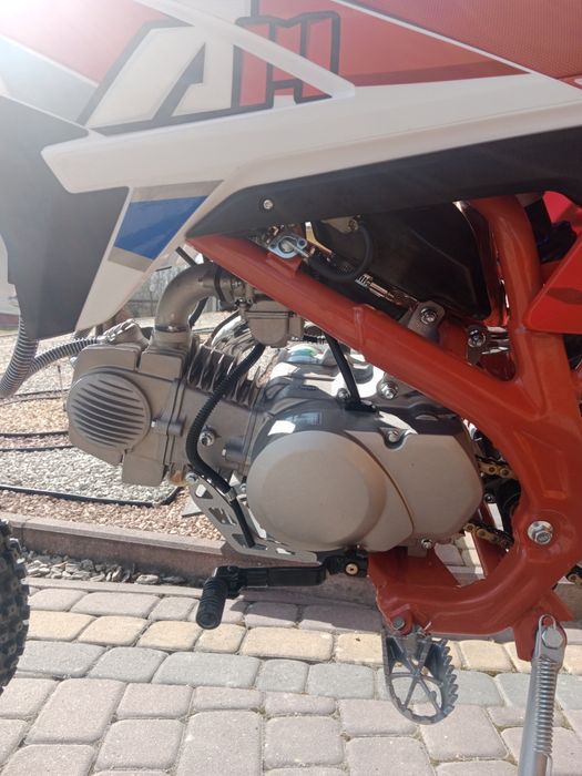 Cross Thunder 150