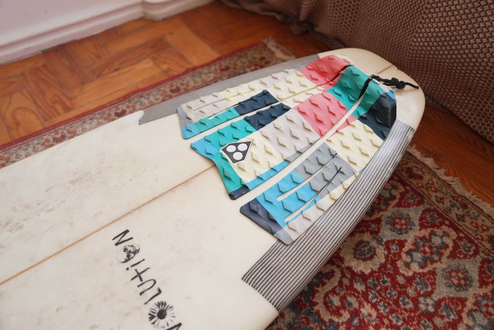 Prancha de Surf JS Revolution 5'8 24L