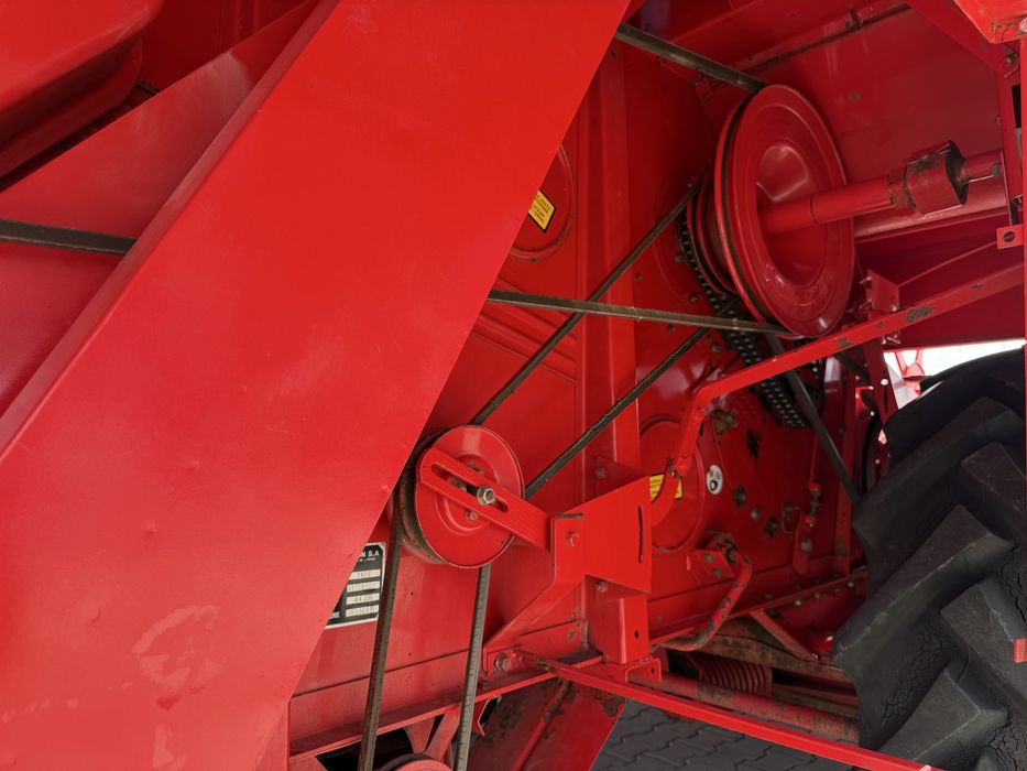 Massey Ferguson 240, Масей Фергусон, Комбайн