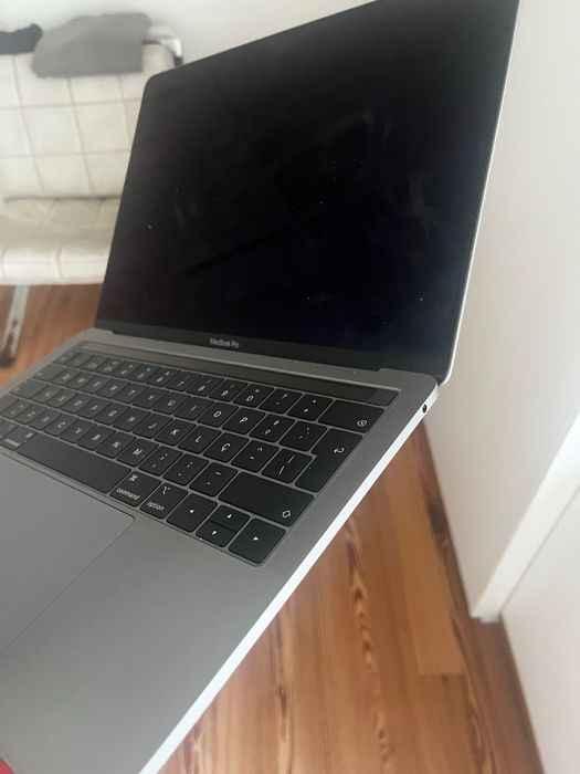 MacBook Pro para peças