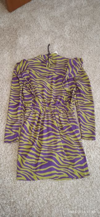 Вечірні сукні в ідеальному стані