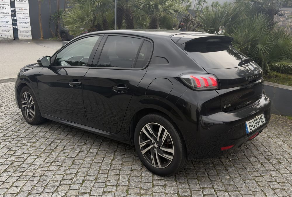 Peugeot 208 1.2 Turbo 100 CV Ano 2021 ( Versao Allure )