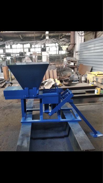 Сухопрес , Станок для производства ; кирпич , пилет