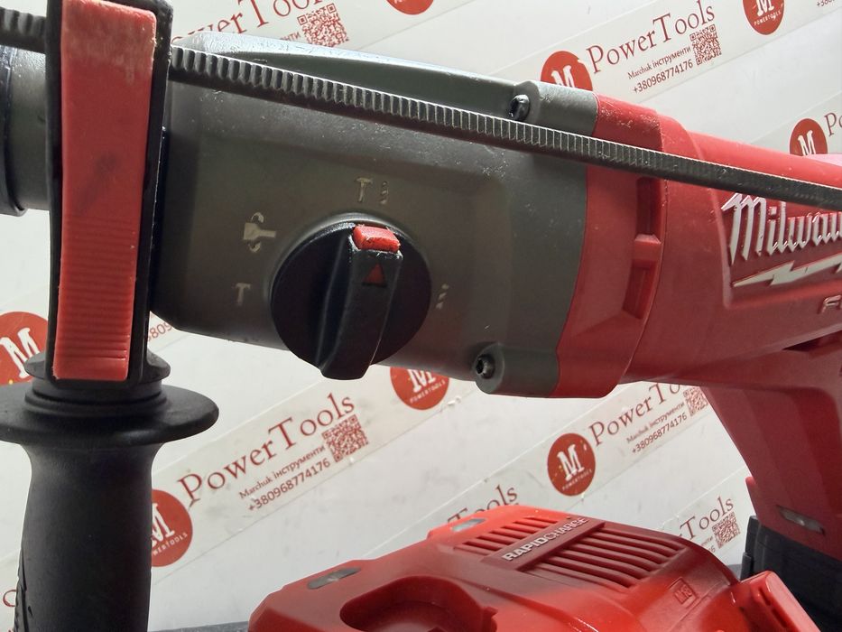 Milwaukee M18 CHD FUEL/перфоратор безщітковий мілвоке 18в (комплект)