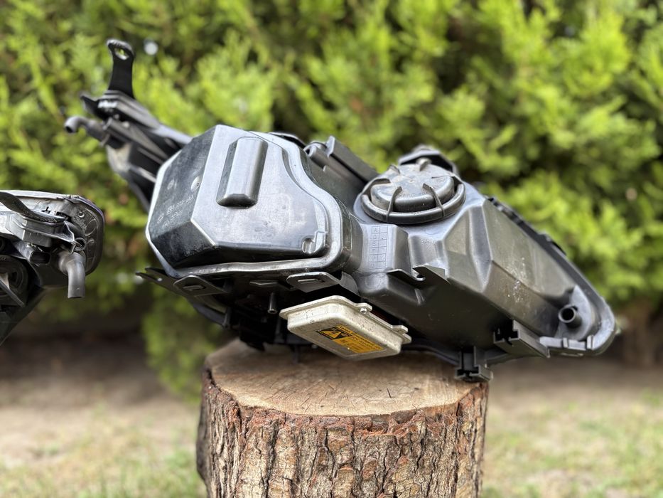 BMW E60 Bi-Xenon Nieskrętny Komplet Lamp Przód Oryginał EU