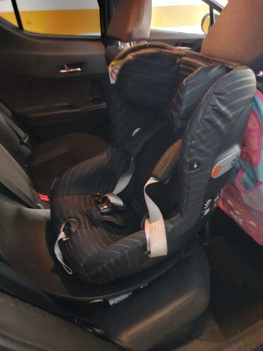 Cadeira de bebê de carro