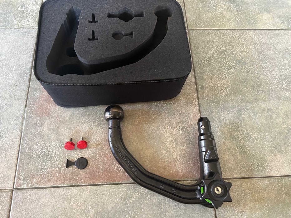 Engate de Reboque para Tesla Model 3 (Oficial Tesla)