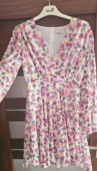 Sukienka Reserved rozm M