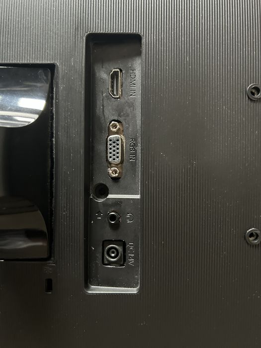 Monitor Samsung 24” Curvo FHD | Ecrã impecável