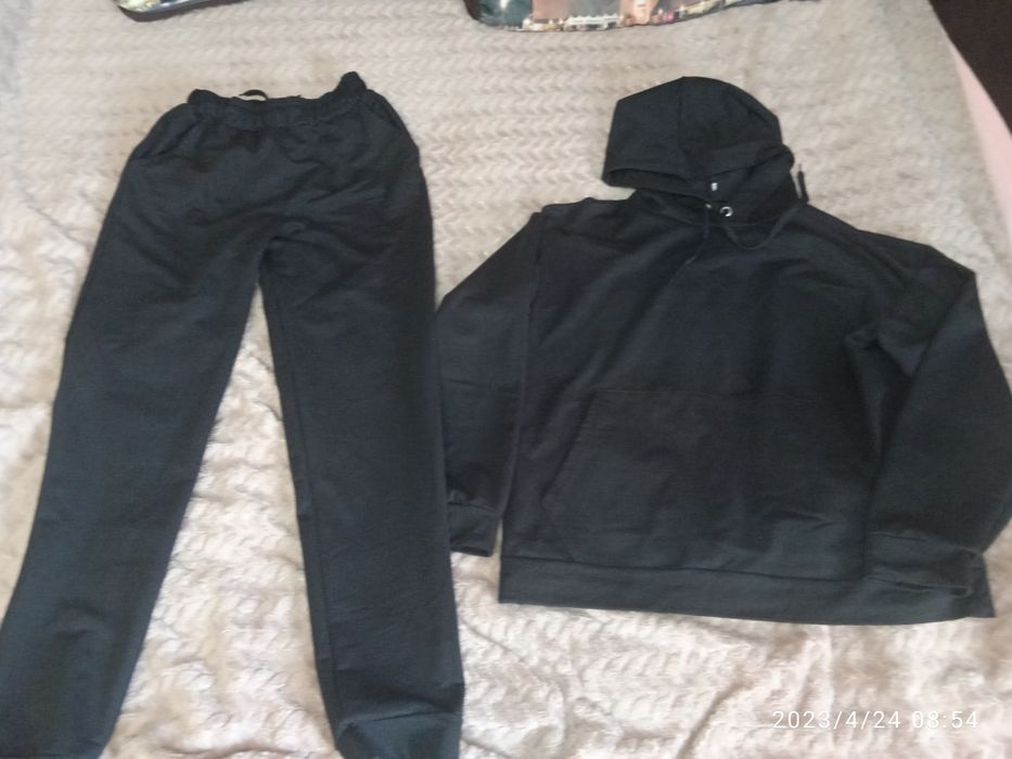 Спортивный костюм