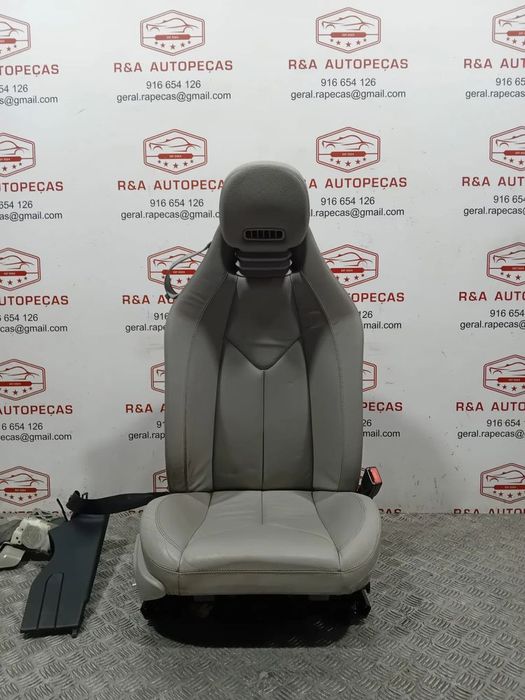 Conjunto de Bancos Mercedes SLK 171 Elétricos em Pele Original
