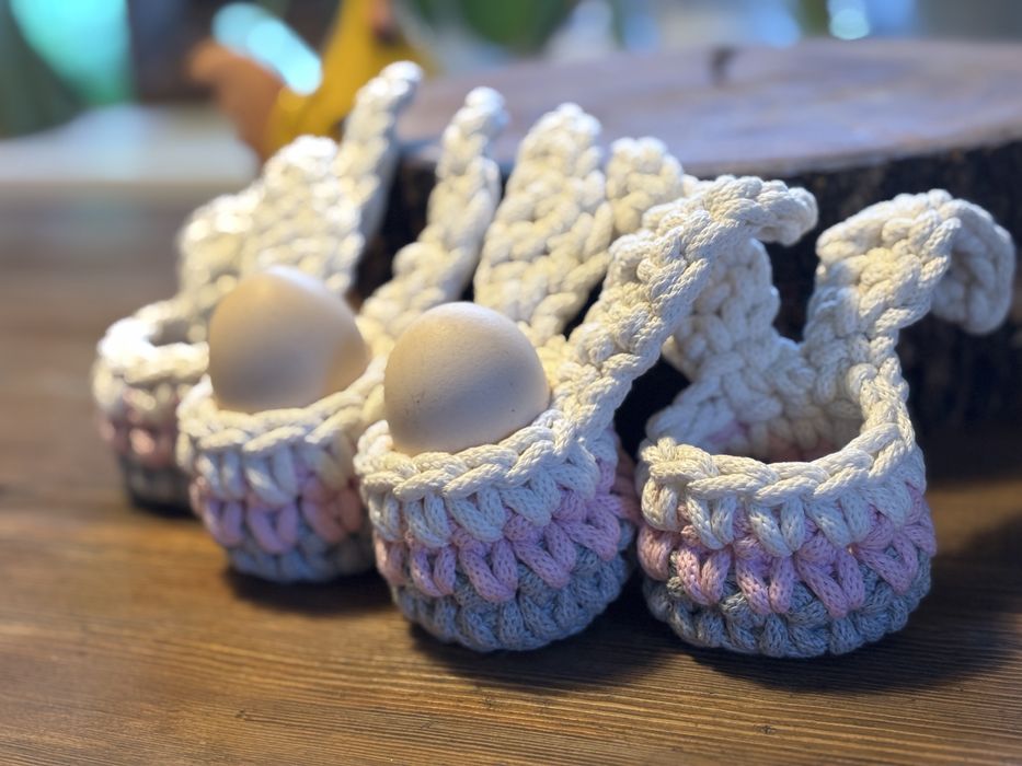 Zajączki wielkanocne- osłonki na jajka - komplet 4 sztuki