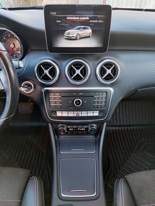 Wynajem wypozyczalnia samochodow aut Mercedes A-Klasa 1.8 benzyna