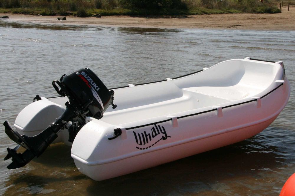 BARCO WHALY NOVO 270 EM HDPE
