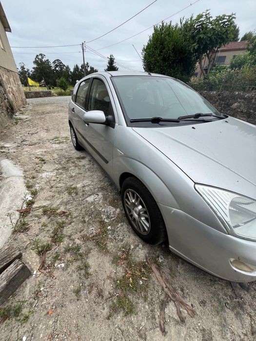 Vendo Ford Focus 1.8 Tddi 2001