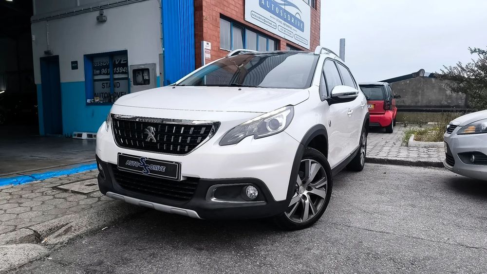 Peugeot 2008 1.2 PureTech Allure