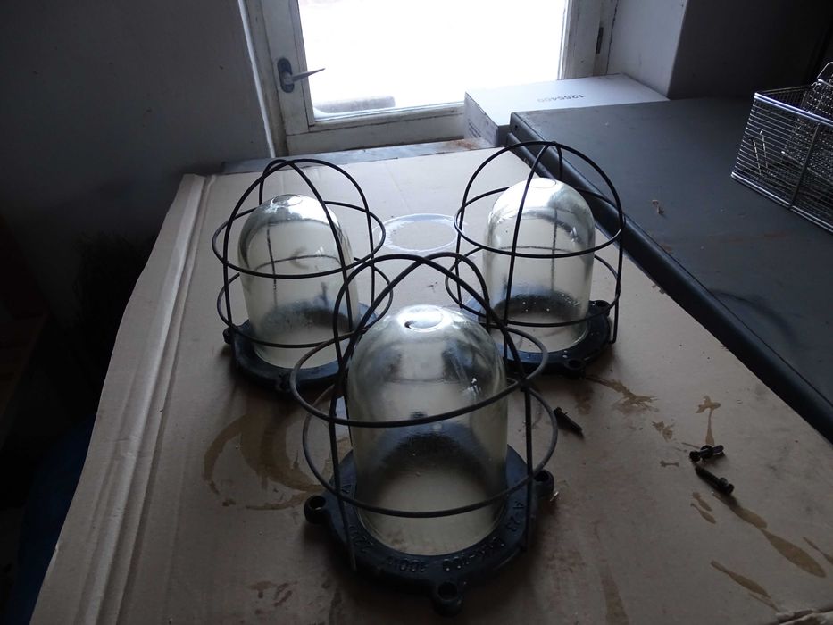 klosz z osłoną  do lampy prl- 3 szt styl