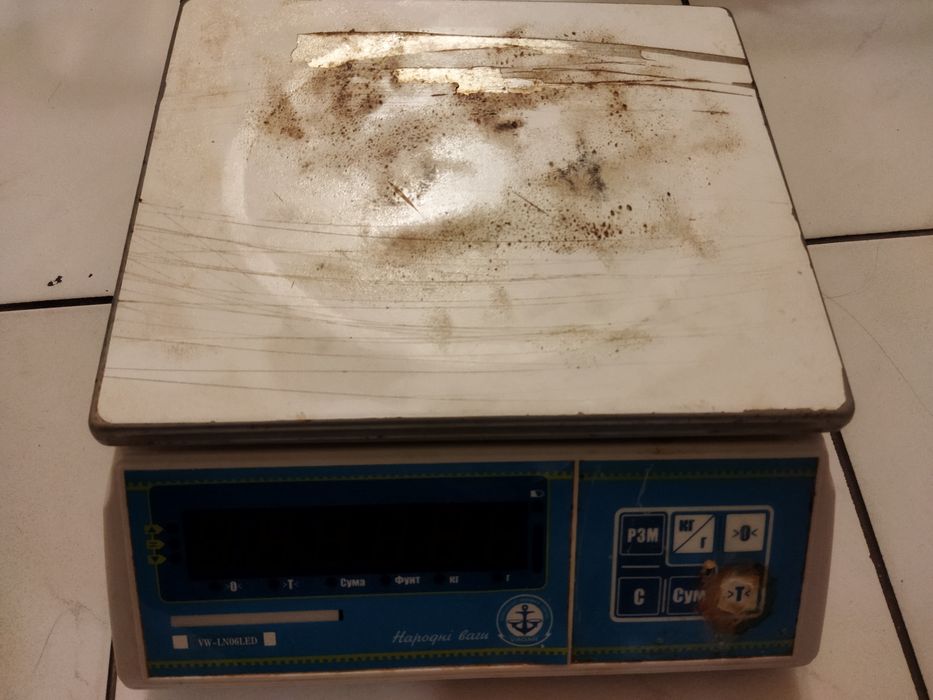 Вага електронна  6 кг