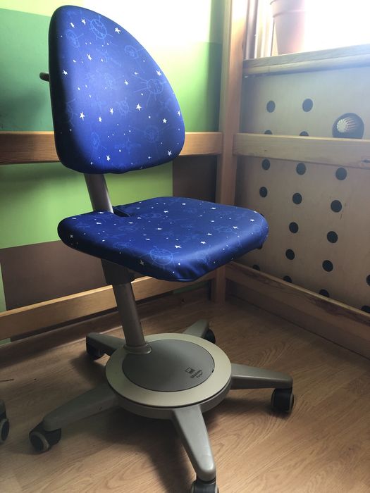 Ergonomiczne krzesło obrotowe na kółkach moll maximo forte