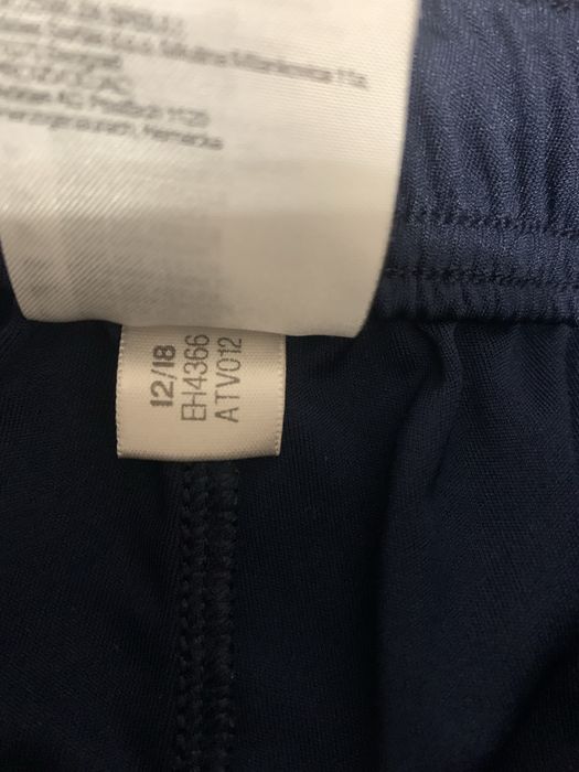 Спортивні шорти adidas climalite. Размер S.