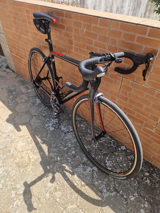 Bicicleta estrada focus