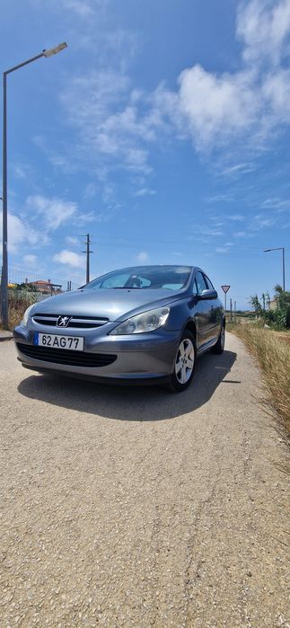Peugeot 307 110cv 

270.000km

5 Lugares (tem ISOFIX)

Pneus com pouco uso

OFERTA  - Barras de Tejadilho