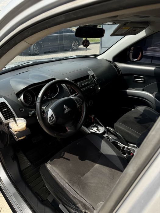 Mitsubishi Outlander 2.4 газ/бензин 4WD | 2008