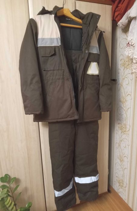Спецодежда, мужской комбинезон утеплённый с рабочей курткой