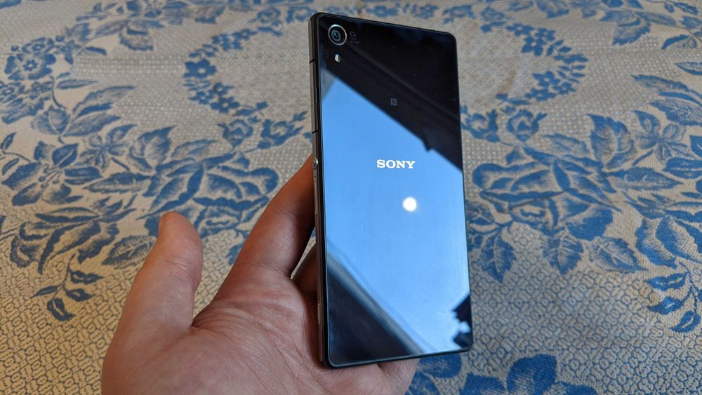 Sony Xperia Z2. Проблемний, під ремонт чи на запчастини.