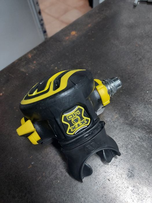 Apex XTX40 como novo