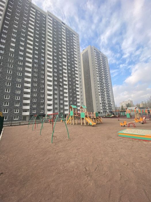 ЗДАНИЙ 78м2 з ремонтом ЖК Деснянський біля парку Закревського
