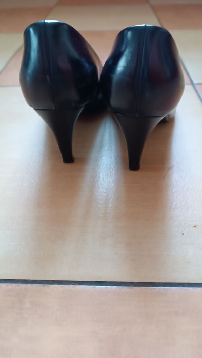 Buty, czółenka r. 38