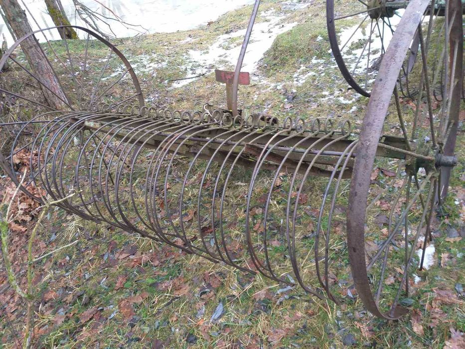 Гребалка для сіна кінна, до трактора.